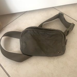 Lululemon belt bag